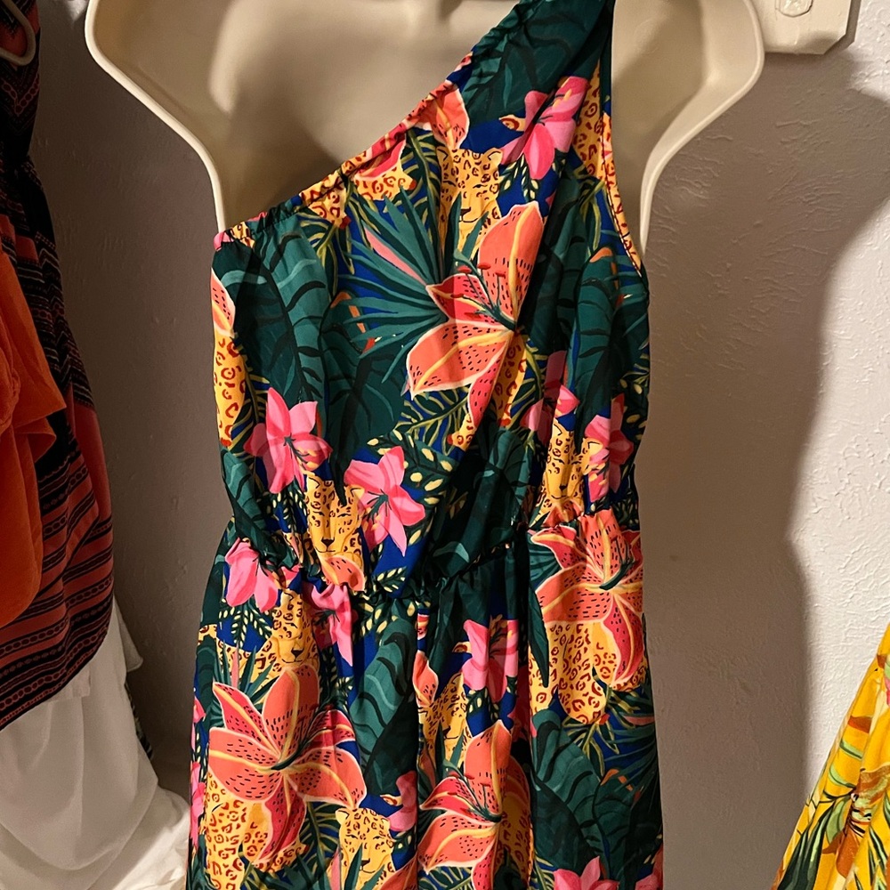 Romper - Picture 4 of 4